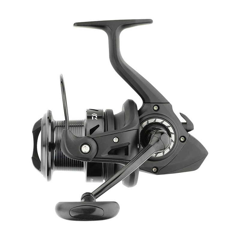 Moulinet DAIWA Black Widow Carp (Medium)